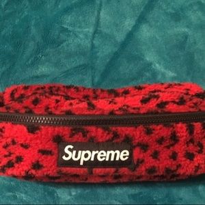 Supreme fannypack